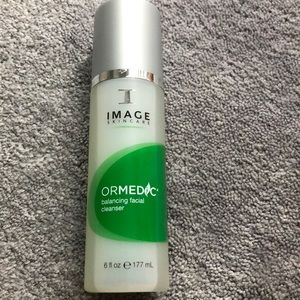 Image skincare. Ormedic balancing facial cleanser